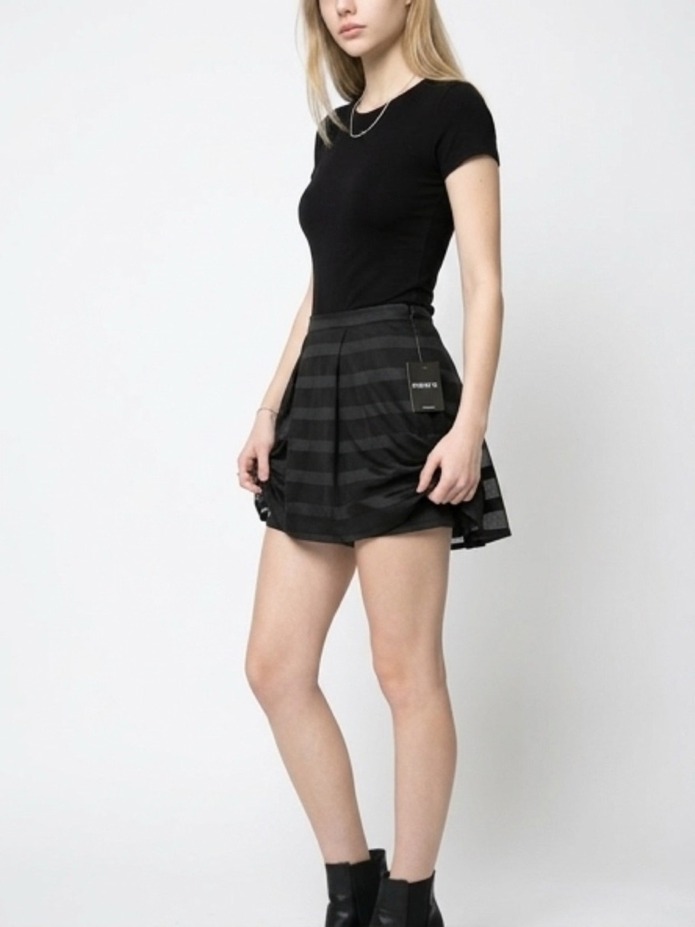 Forever 21 Black Striped Circle Skirt